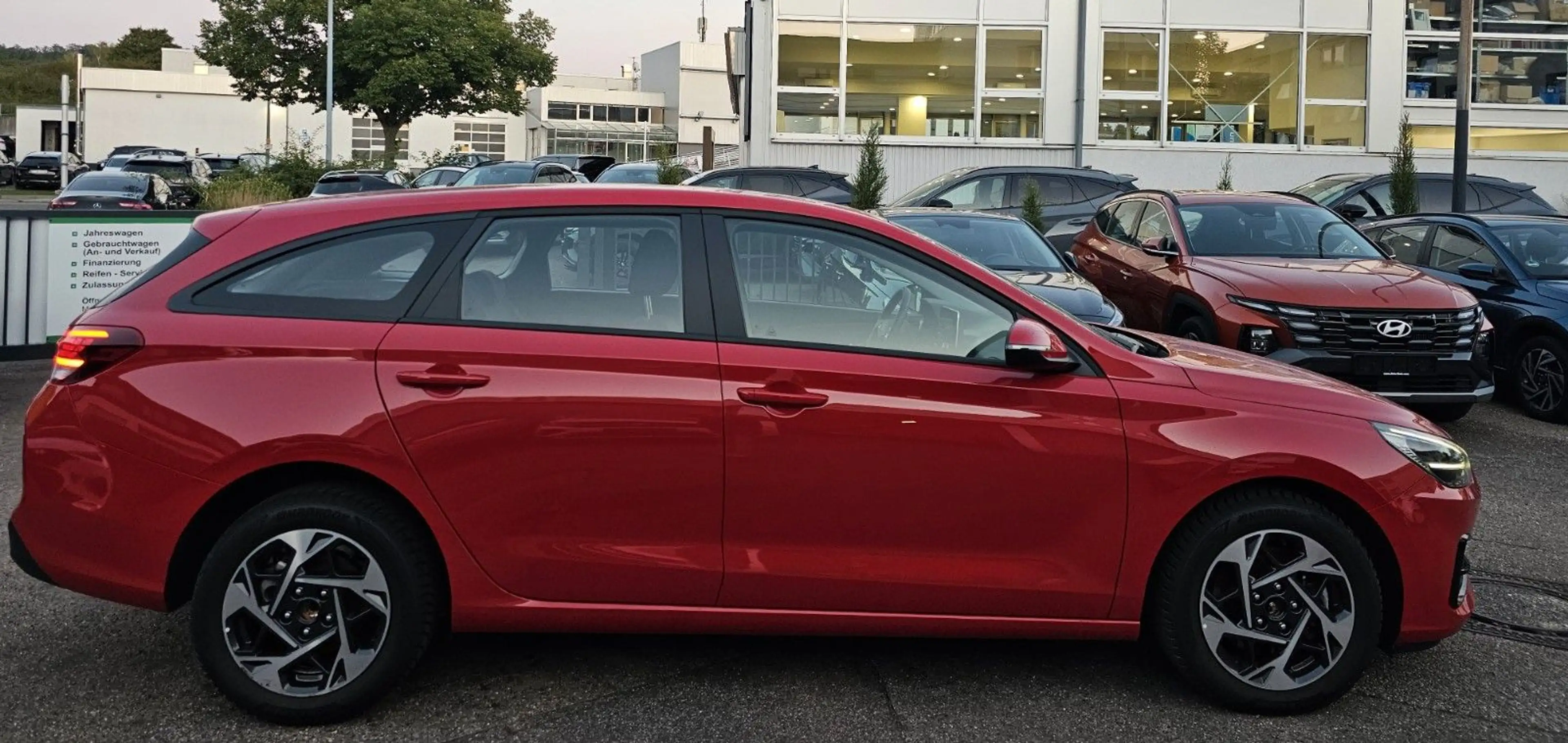 Hyundai i30 1.0 T-GDI Family — photo 5