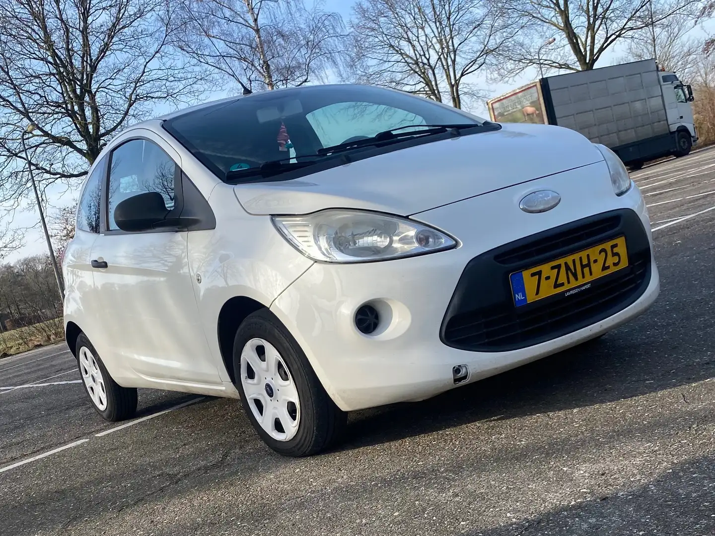 Ford Ka/Ka+ Ka/Ka+ 1.2 Trend Bílá - 1