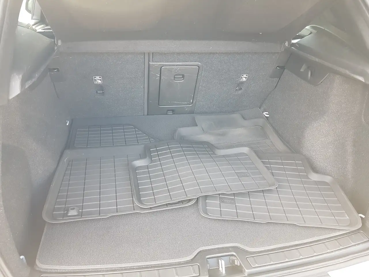 Volvo XC40 снимка Volvo XC40
