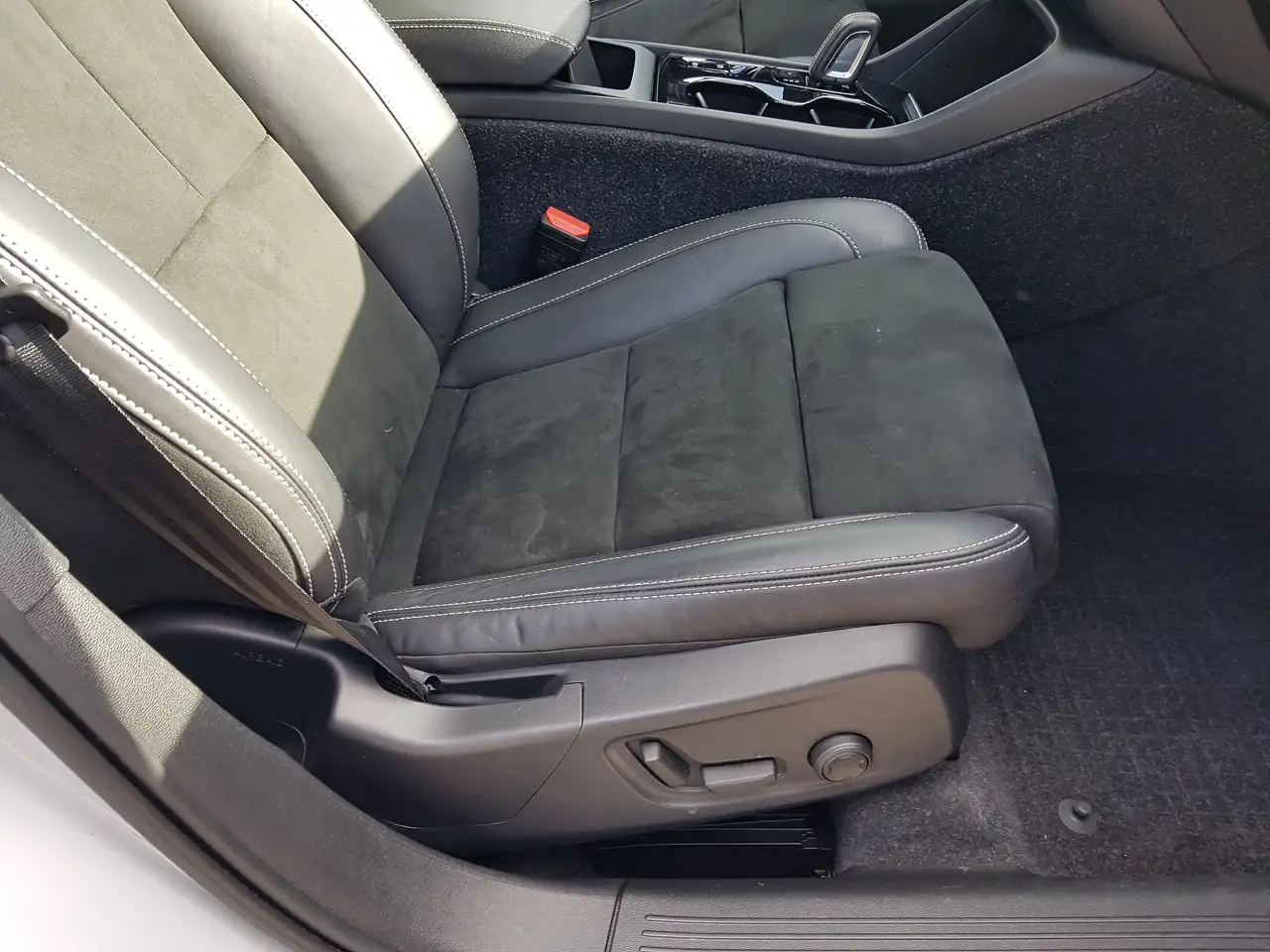 Volvo XC40 снимка Volvo XC40