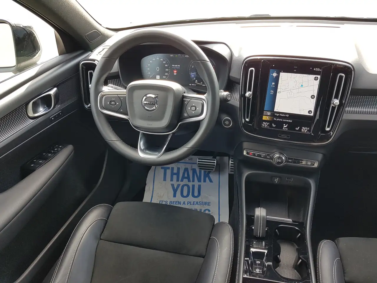 Volvo XC40 снимка Volvo XC40