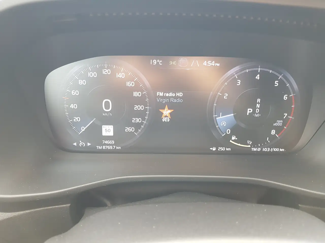 Volvo XC40 снимка Volvo XC40