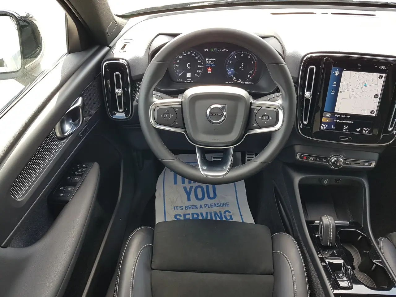 Volvo XC40 снимка Volvo XC40