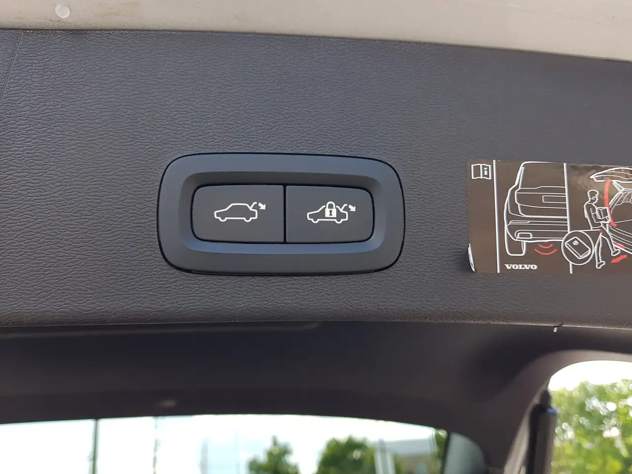 Volvo XC40 снимка Volvo XC40