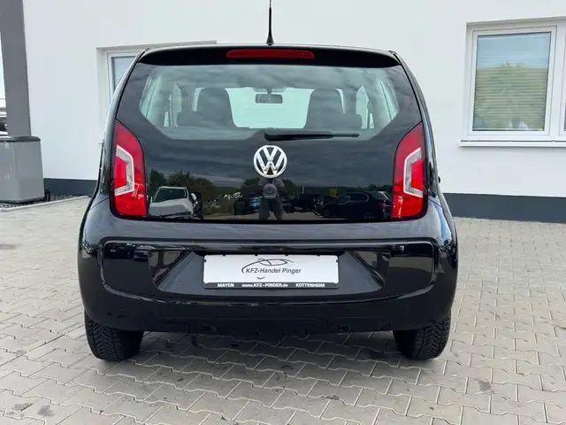 Volkswagen up! view 7