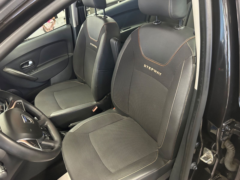 Dacia Sandero II Stepway Celebration KM19033 — photo 15