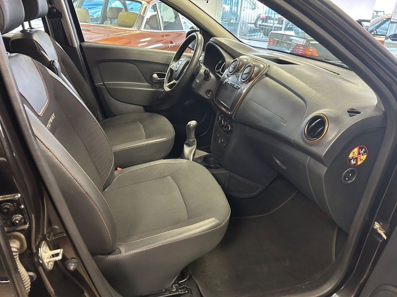 Dacia Sandero II Stepway Celebration KM19033 — photo 12