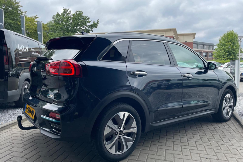 Kia e-Niro DynamicPlusLine 64 kWh | 100% SOH | Trekhaak | — photo 3