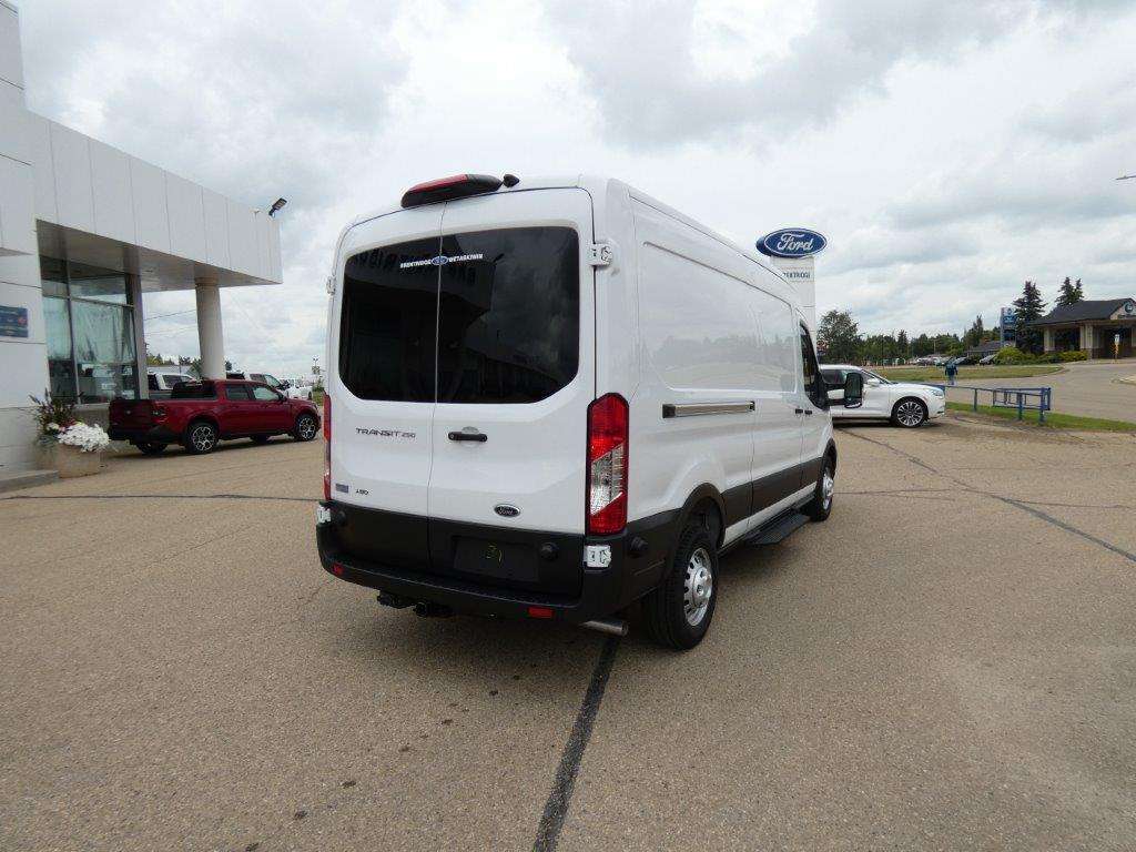 2025 Ford Transit Cargo Van