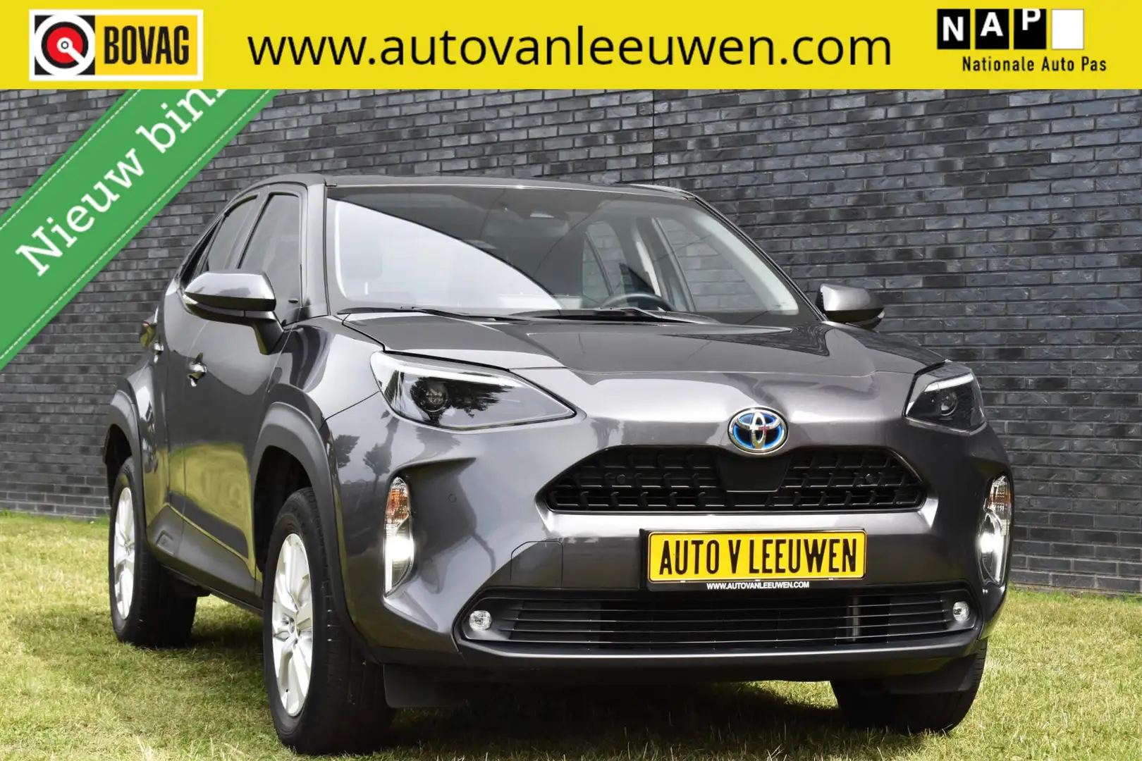 Toyota Yaris Cross 1.5 Hybrid Active AUTOMAAT/CARPLAY ANDROID/CAMERA/ Gris - 1