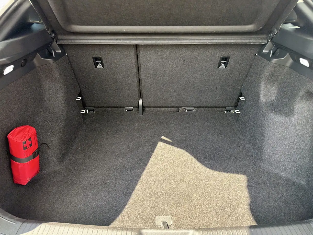 Volkswagen ID.5 Pro Performance 77 kWh KAMERA NAVI SHZ 8