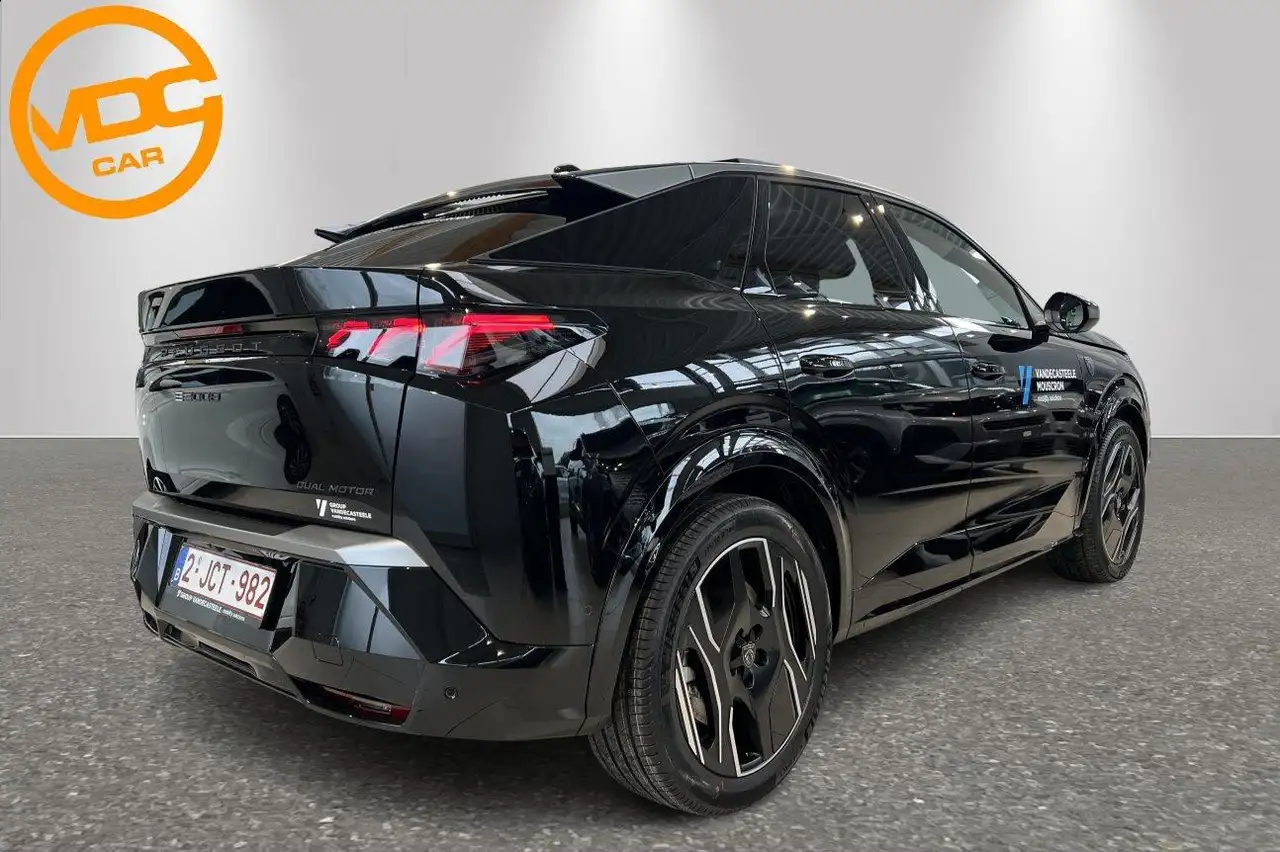 Peugeot 3008 GT EXCLUSIVE 4WD 3
