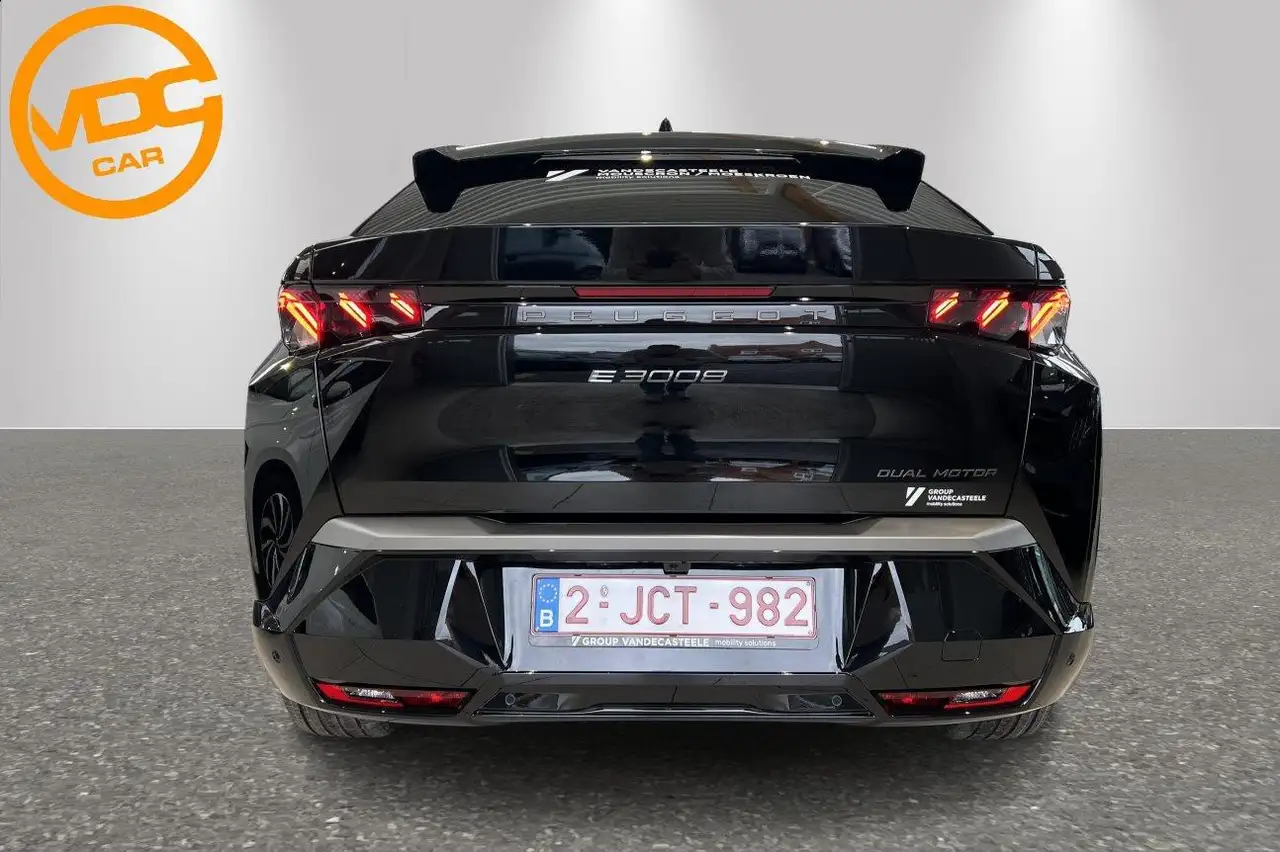 Peugeot 3008 GT EXCLUSIVE 4WD 7
