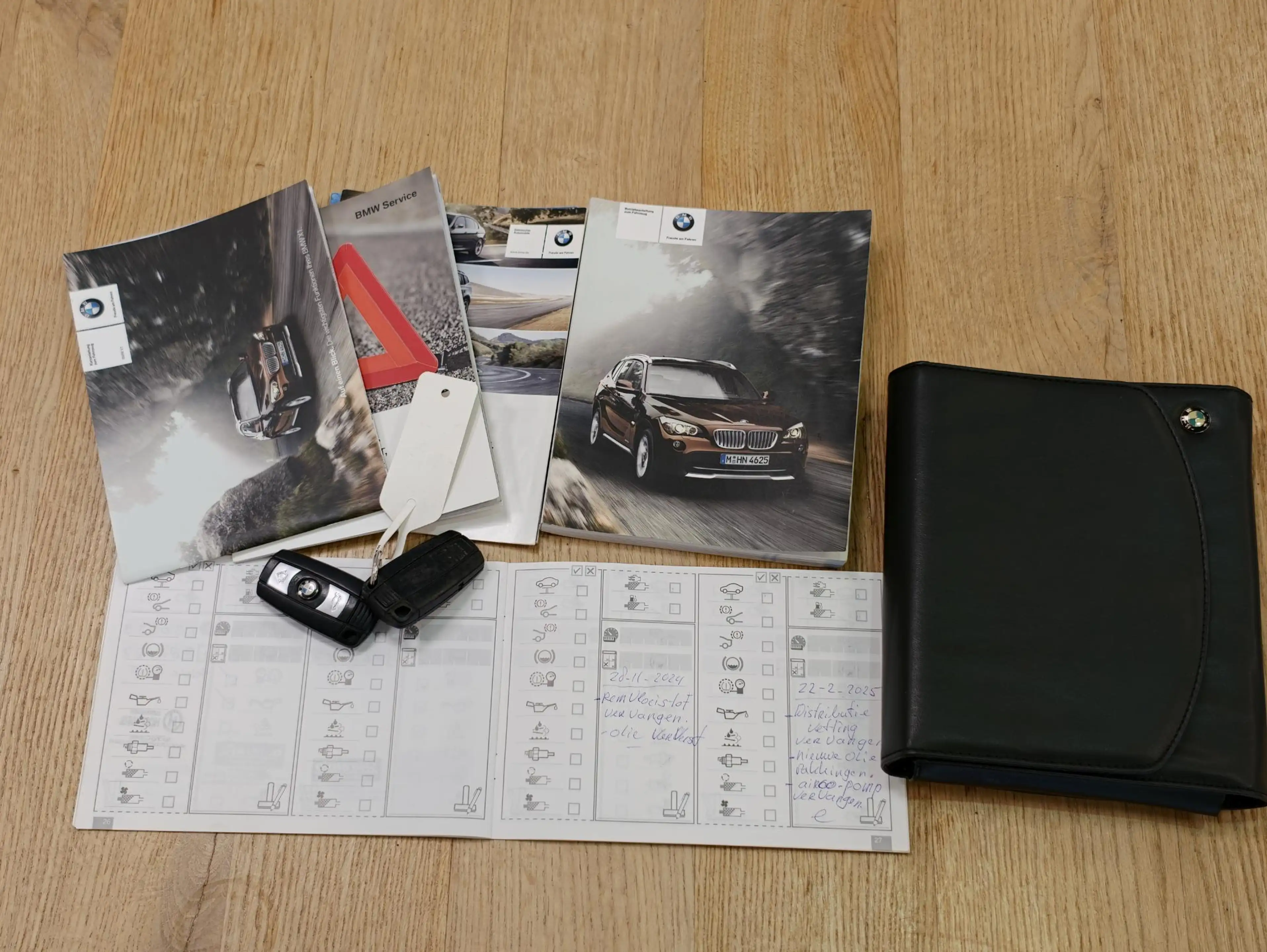 BMW X1 sDrive18i Executive — photo 23