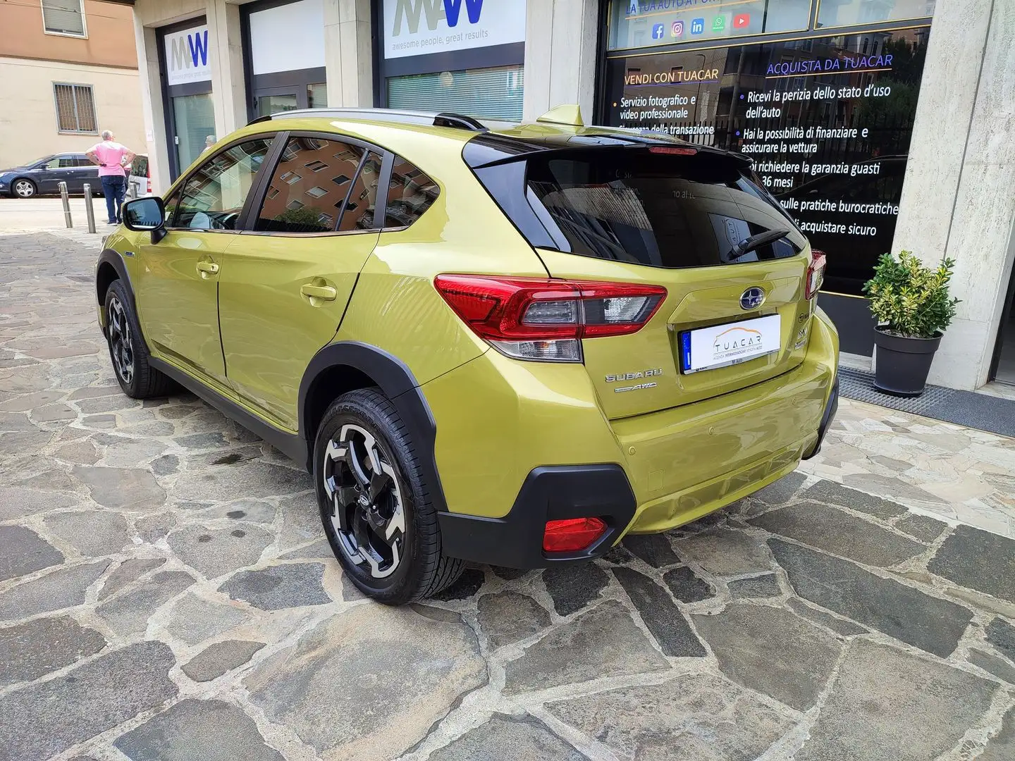 Subaru XV 2.0 i e-Boxer MHEV Premium C. A. Gelb - 2