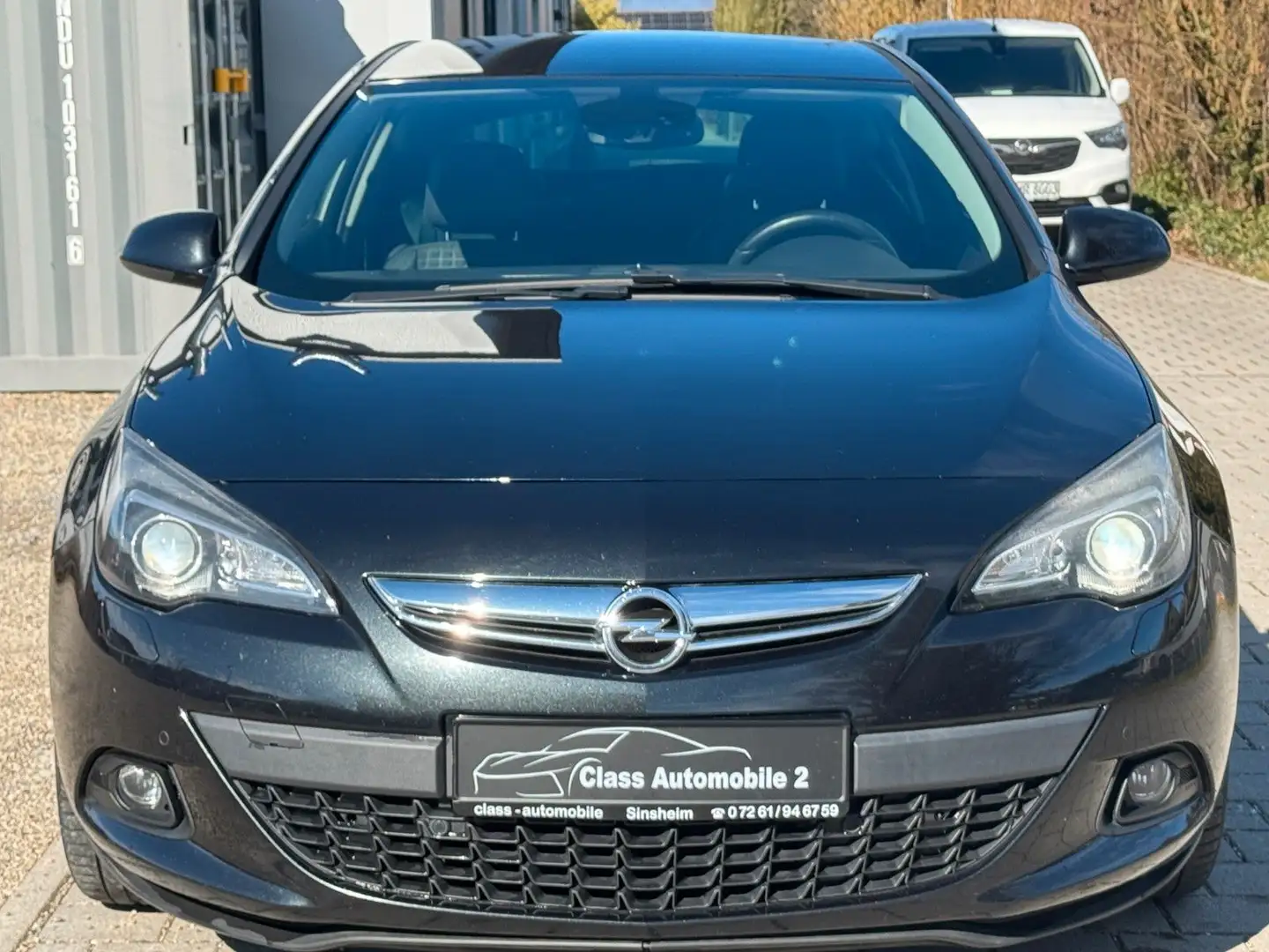 Opel Astra J GTC Innovation/MFL/Tempomat/SHZ/Klimaaut Fekete - 2