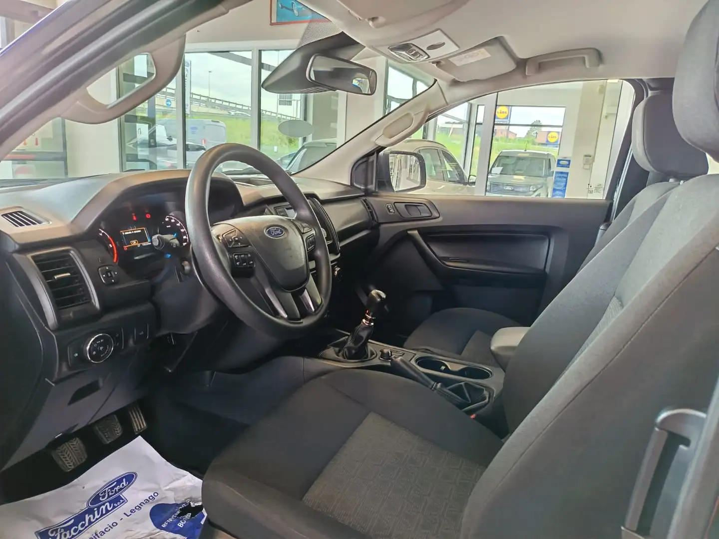 Ford Ranger 2.0 Ecoblue 170cv Super Cab 4wd XL Noir - 2