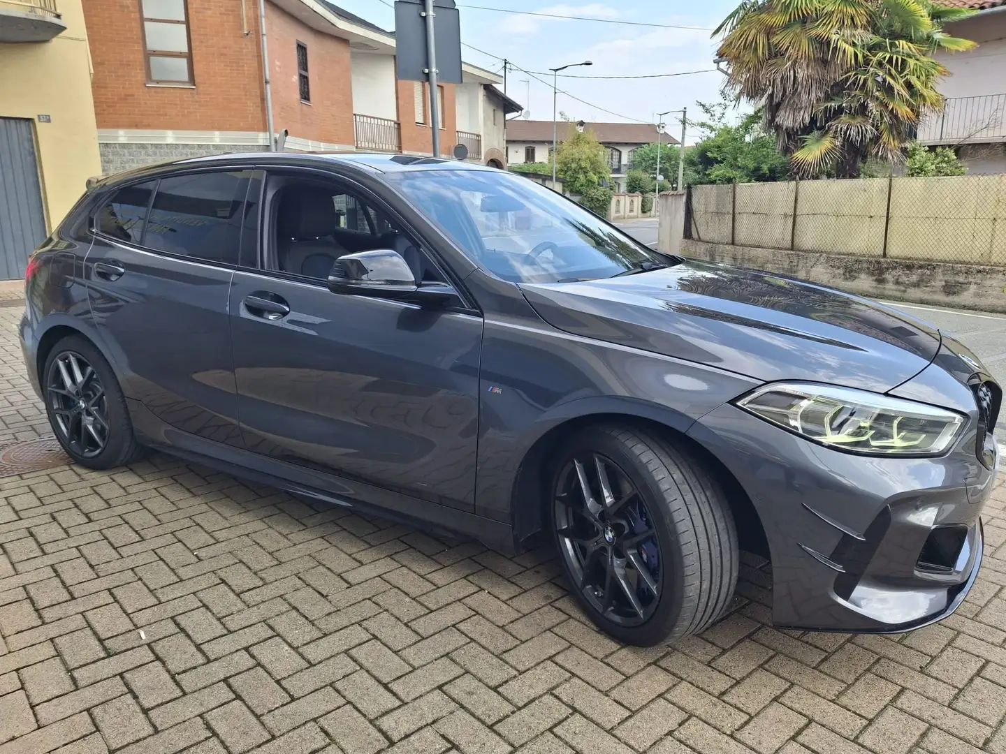BMW 135 M 135i xdrive auto Gri - 2