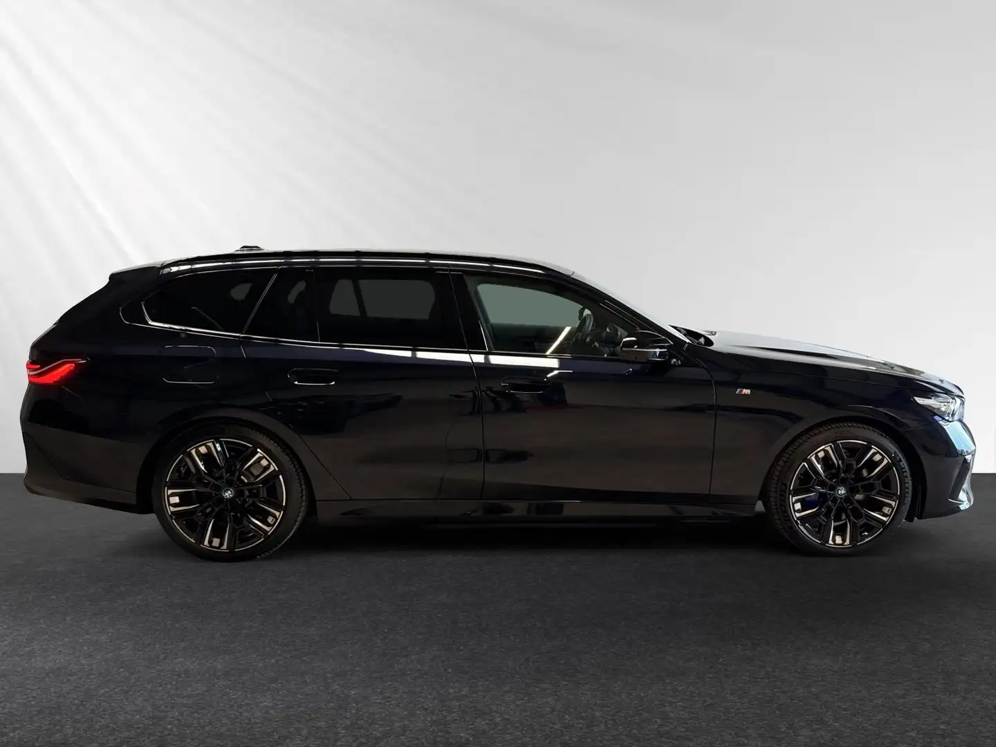 BMW i5 M60 xDrive Touring Lr. 689,- br. o.Anz. 27Mon/5`Km Noir - 2