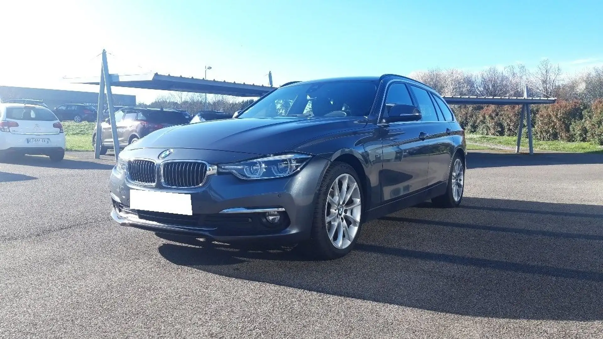 BMW 318 (F31) 318DA 150CH LUXURY Gris - 2