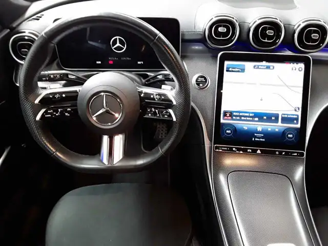 Mercedes-Benz C-Class view 10