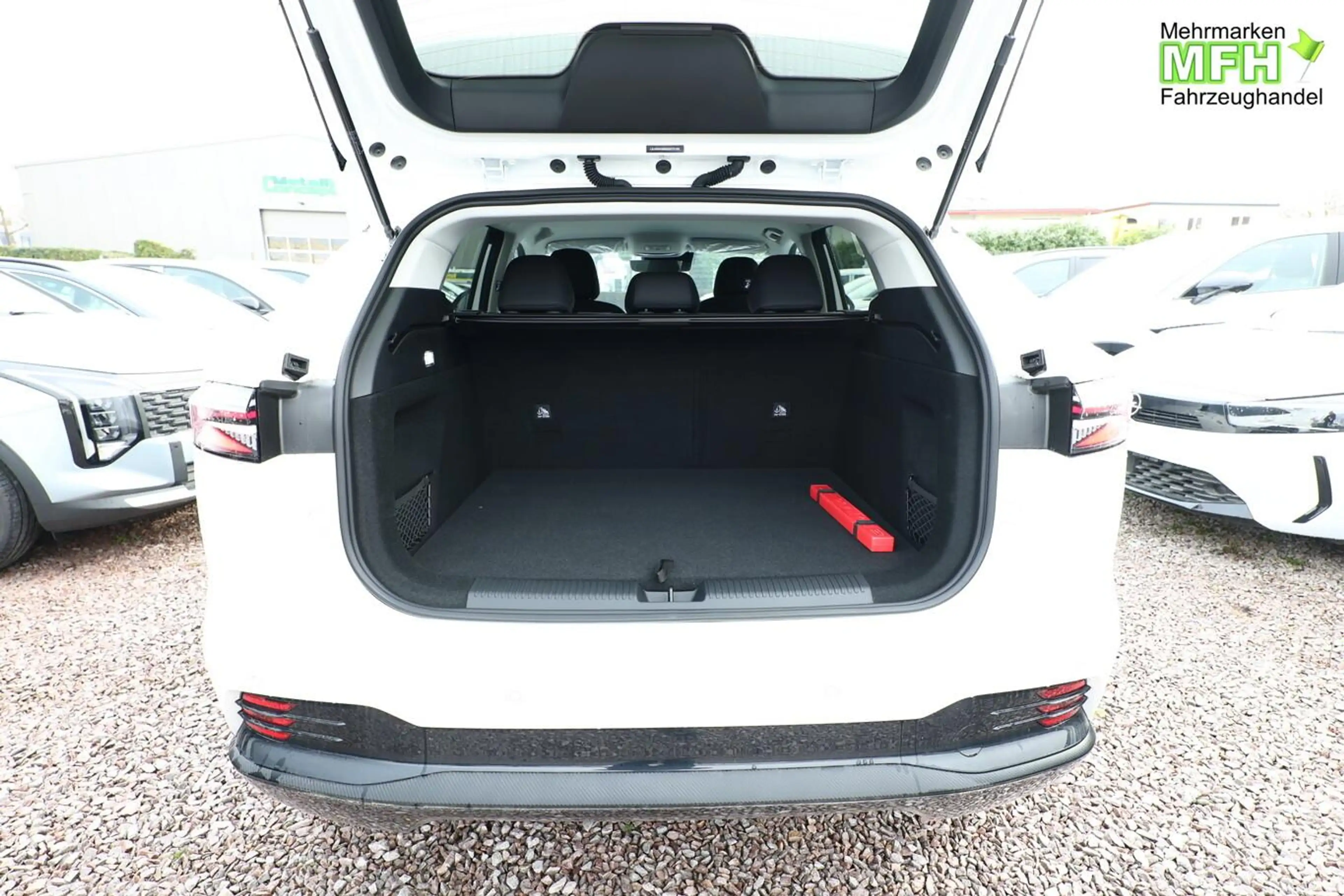 MG HS Comfort HEV+ ACC TotW Kam Nav LED Keyl 19Z 165 ... — photo 10