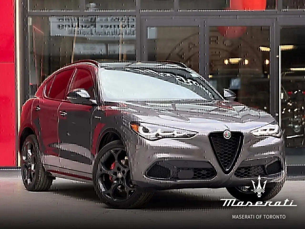 Alfa Romeo Stelvio снимка Alfa Romeo Stelvio