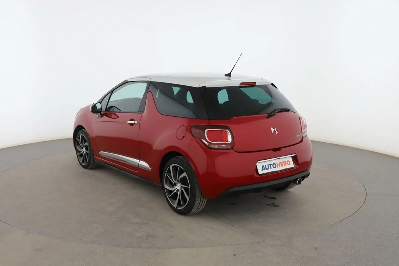 Citroen DS3 1.6 Blue-HDi Techno Style Červená - 2
