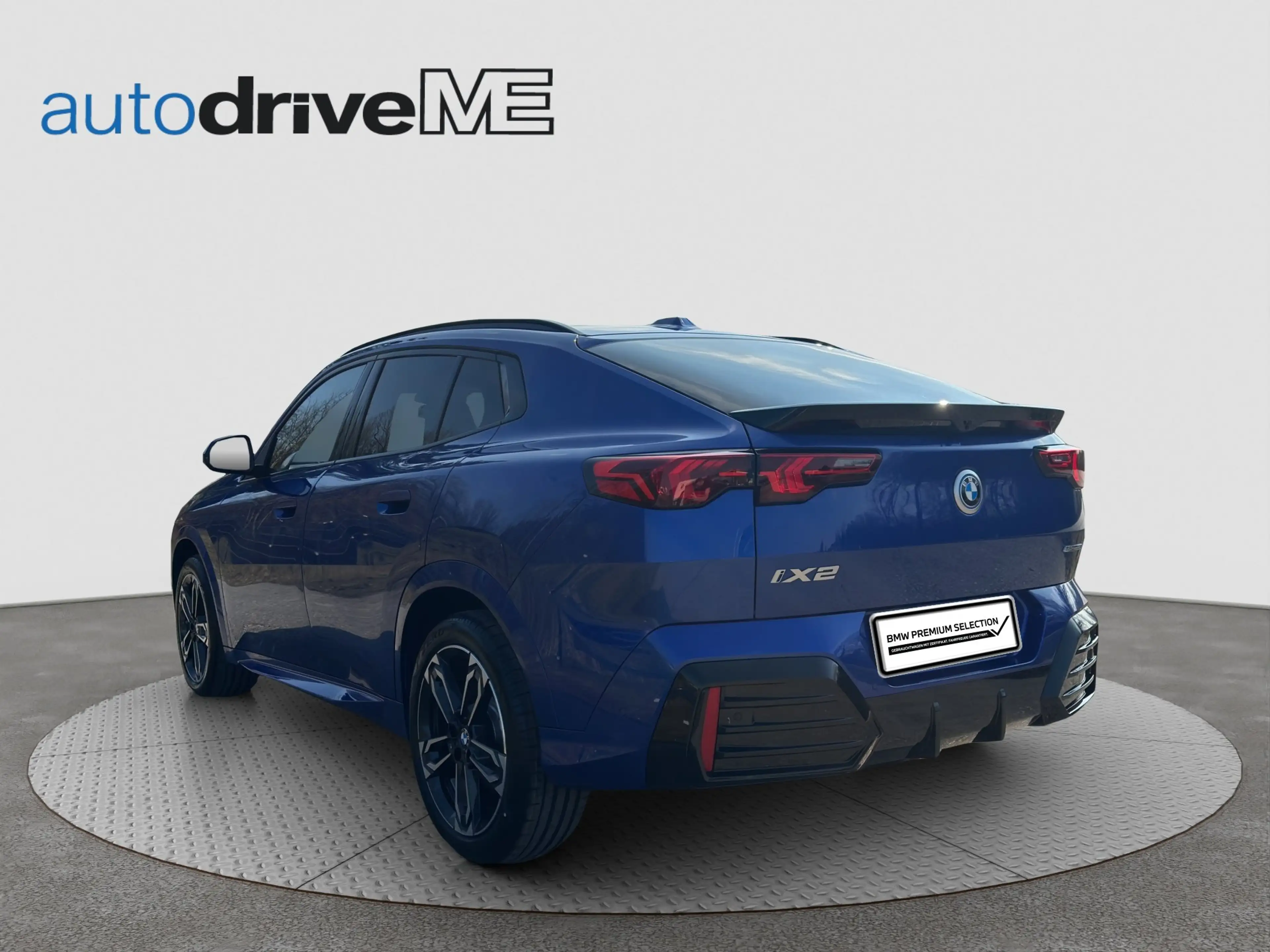 BMW iX2 eDrive 20 M-Sport eDrive KAM LED ACC Kam. LM — photo 3
