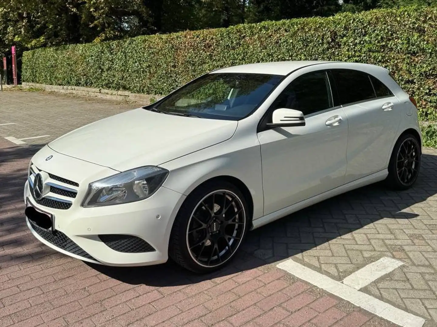 Mercedes-Benz A 180 A 180 benzine automatisch Blanc - 1