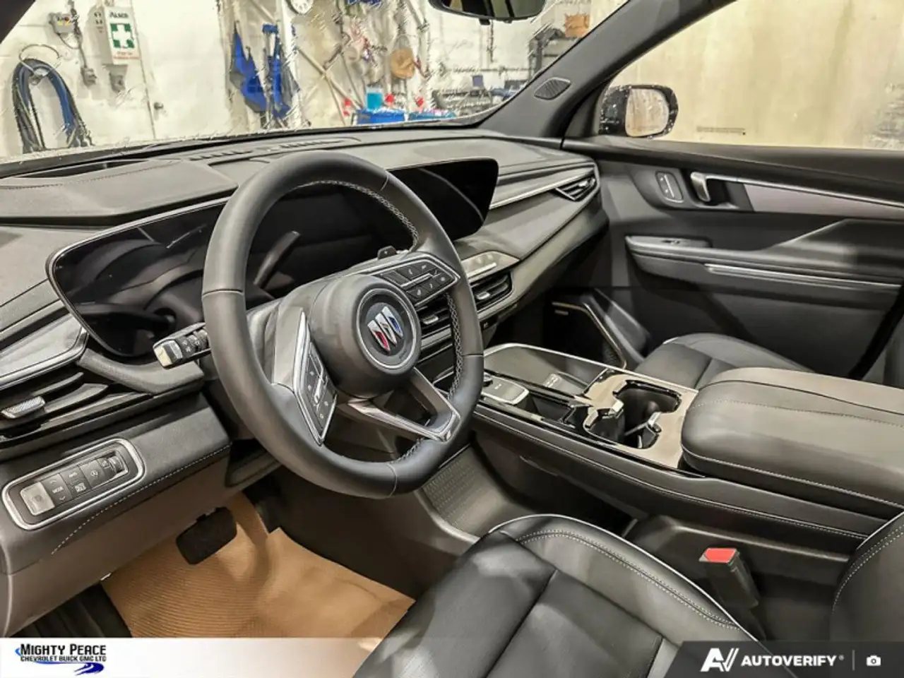 Buick Enclave снимка Buick Enclave