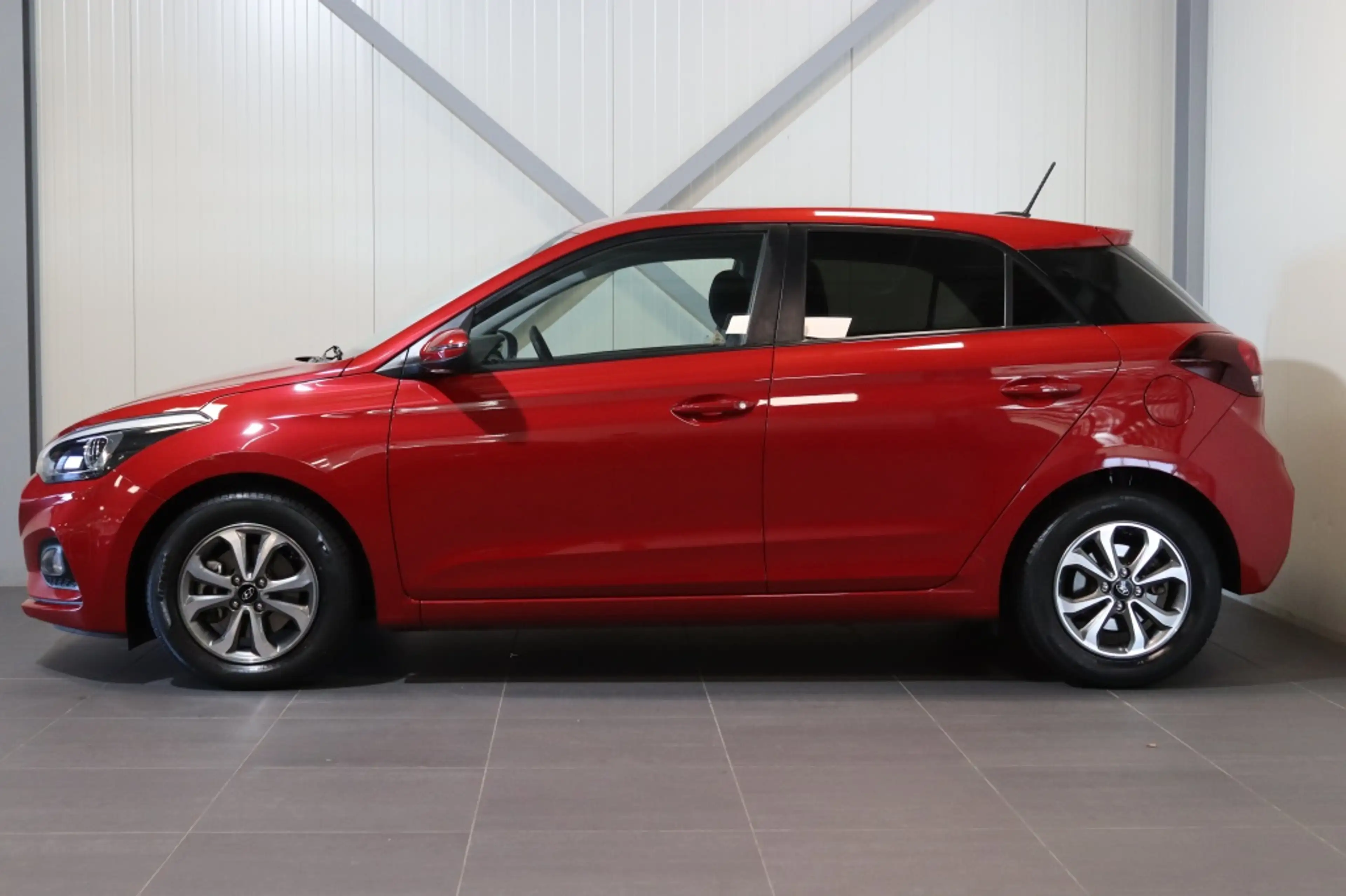 Hyundai i20 1.0 T-GDI Comfort|Automaat|Navi|Cam|Pdc|Climate|15 — photo 2