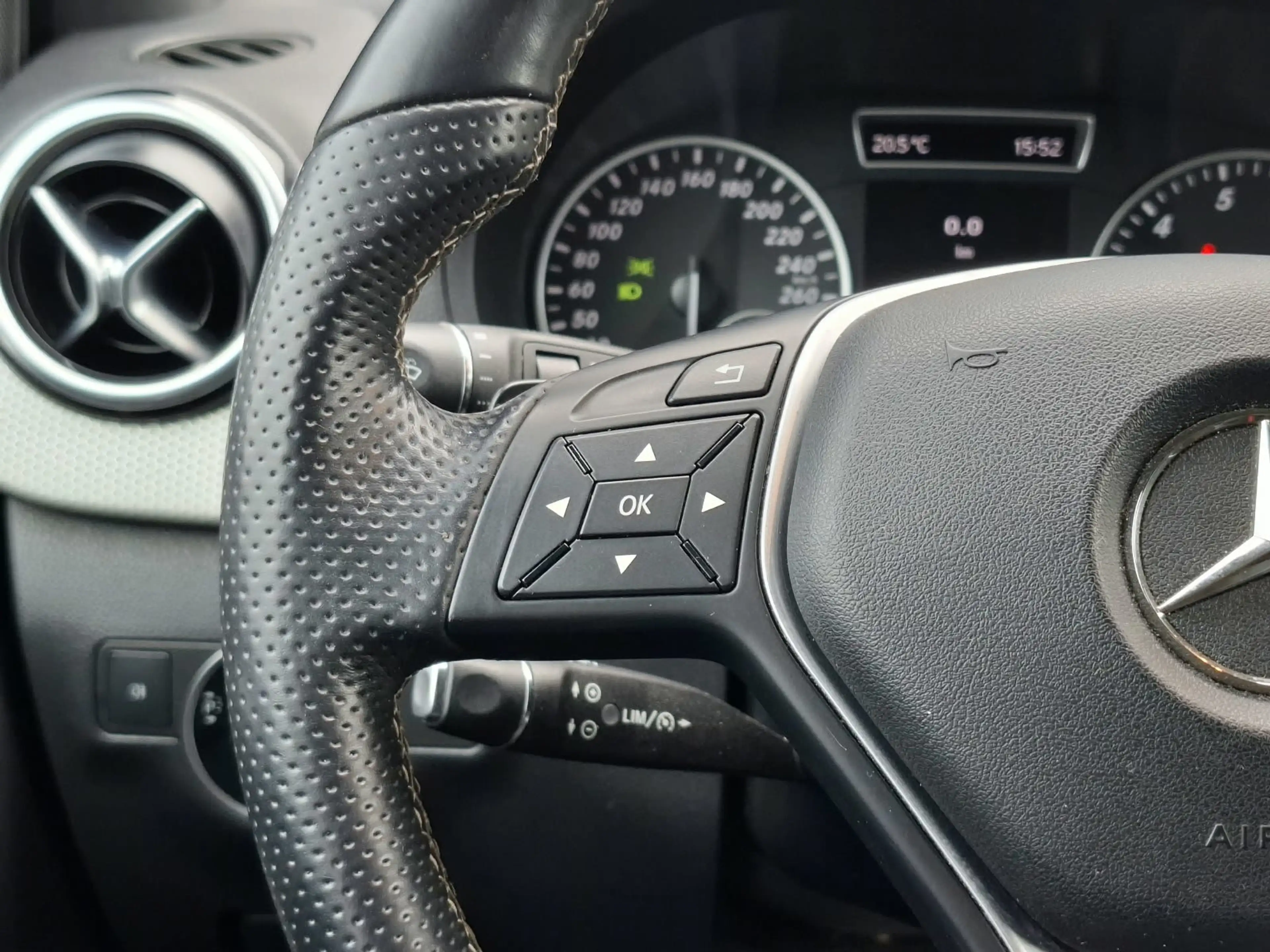 Mercedes-Benz B 180 Prestige | Bi-Xenon | Stoelverwarming — photo 17