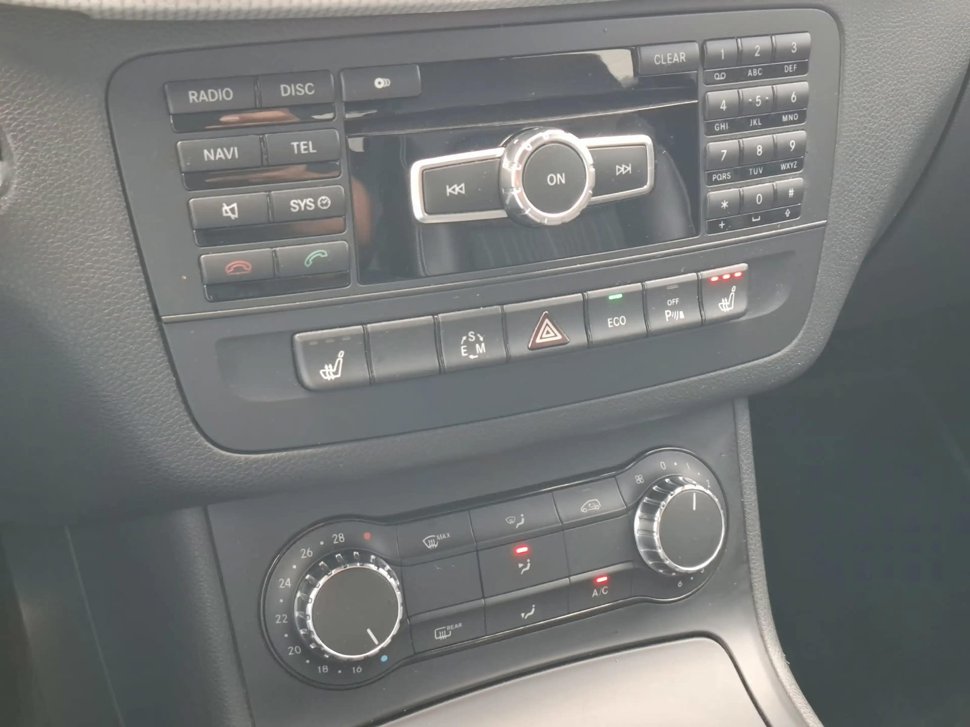 Mercedes-Benz B 180 Prestige | Bi-Xenon | Stoelverwarming — photo 22