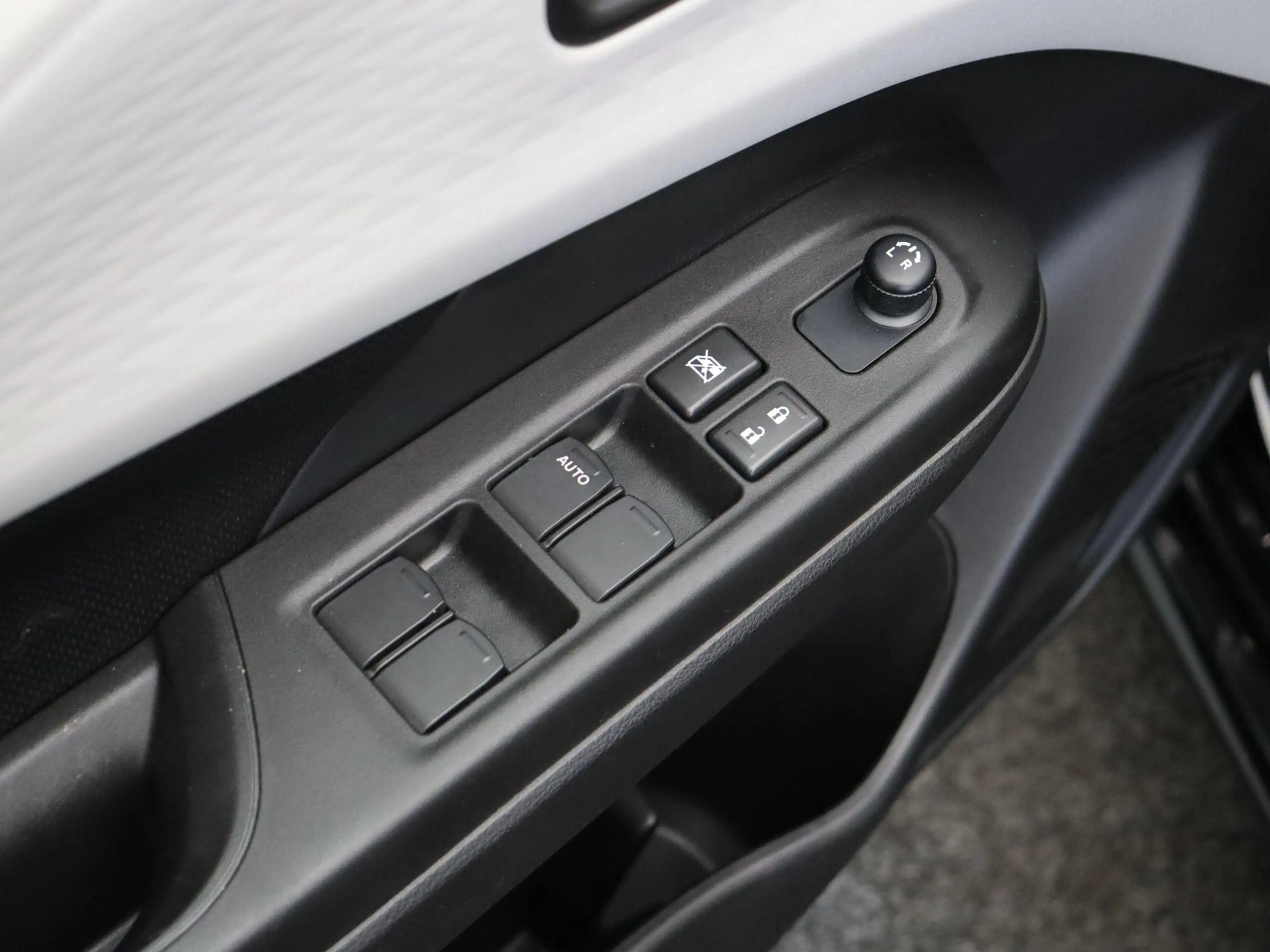 Suzuki Swift 1.2 Comfort Smart Hybrid | Achteruitrijcamera | St — photo 15