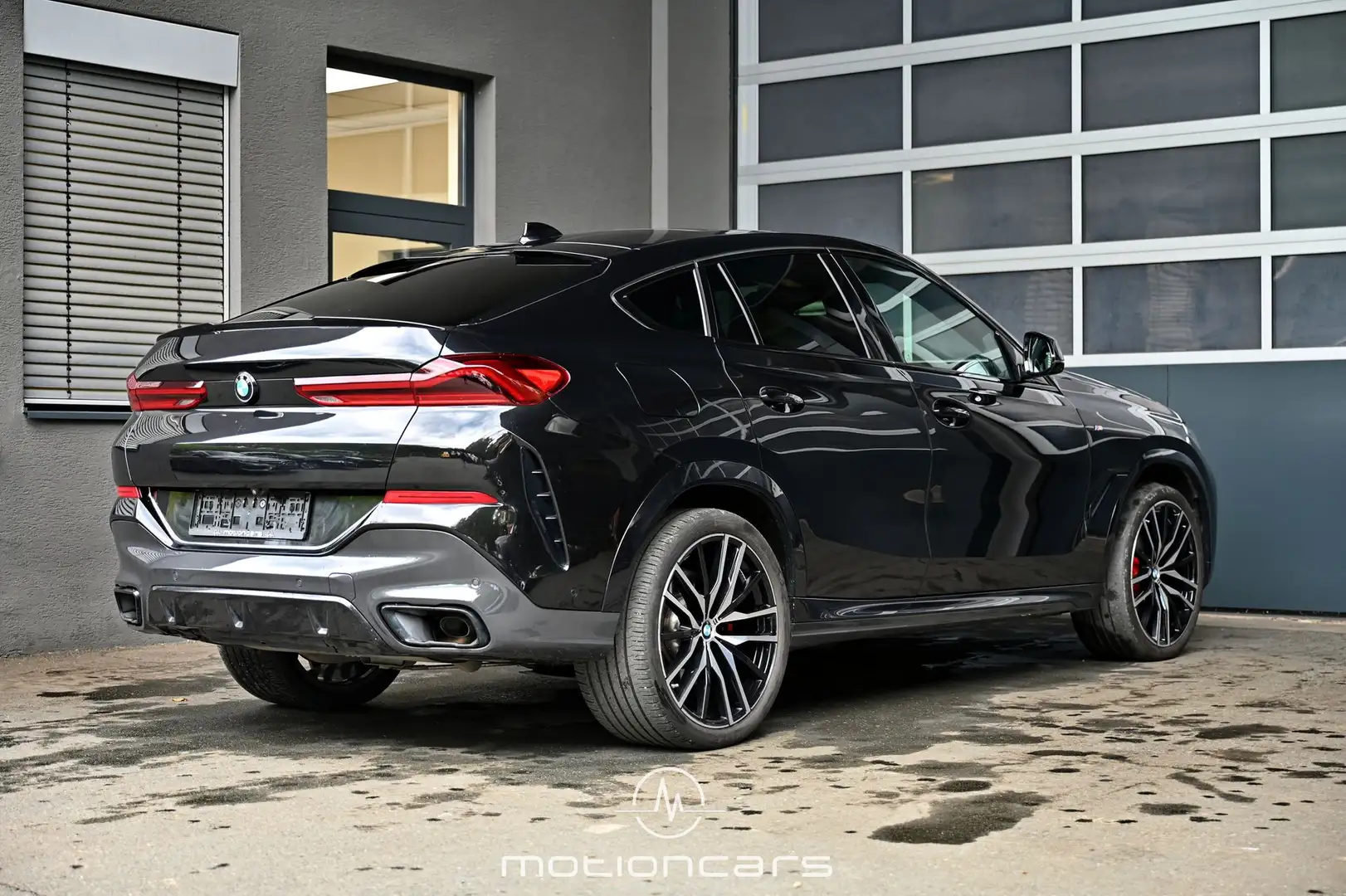 BMW X6 xDrive 30d M-Paket Negru - 2