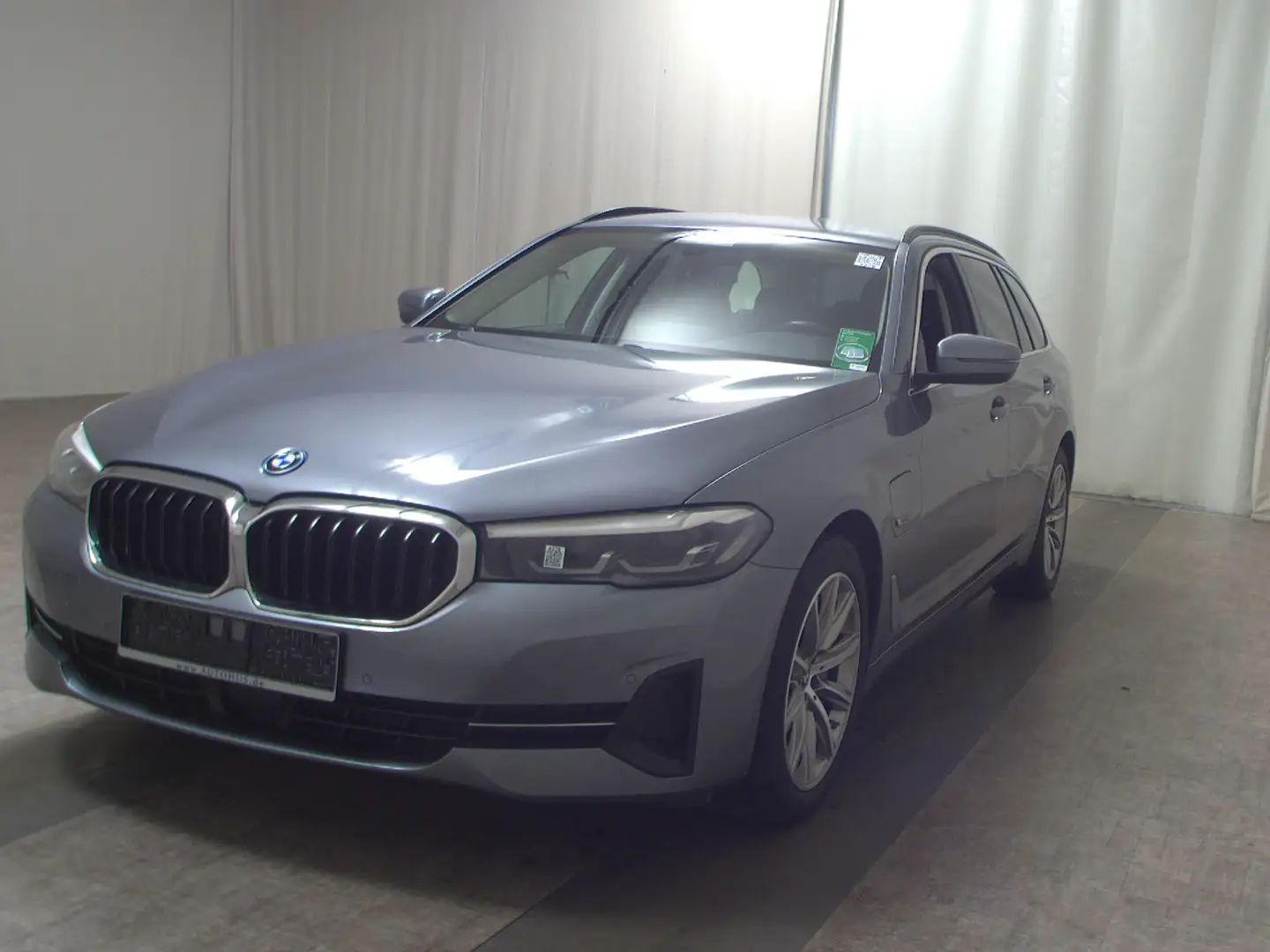 BMW 530 e Touring Sport-Line Leder Navi LC Pro RFK Blau - 2
