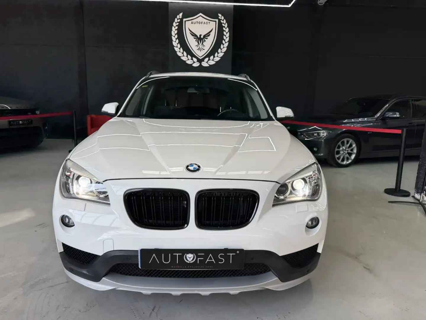 BMW X1 sDrive 18dA Blanco - 2