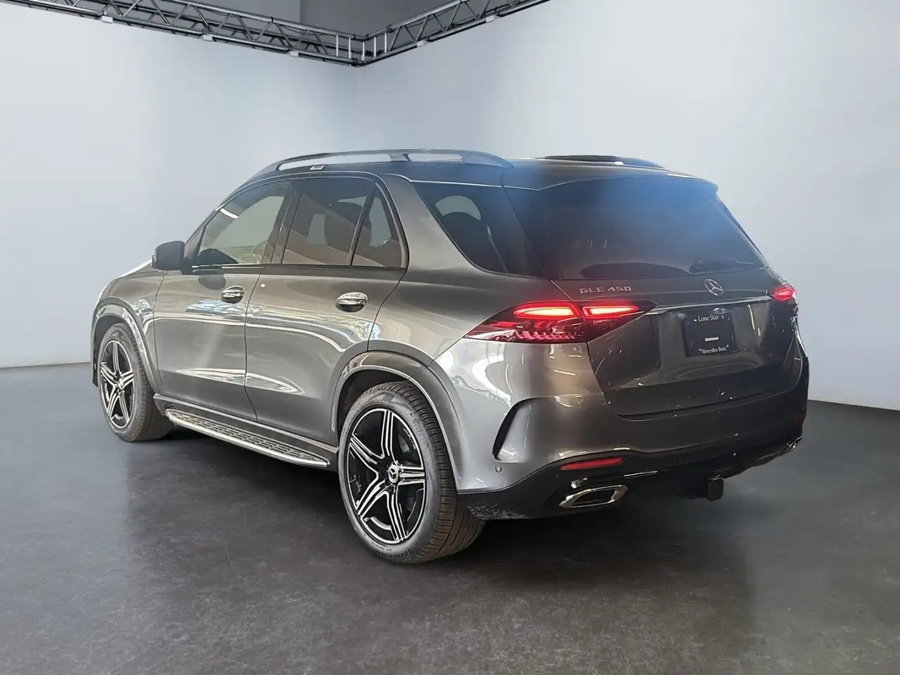 Mercedes-Benz GLE снимка Mercedes-Benz GLE