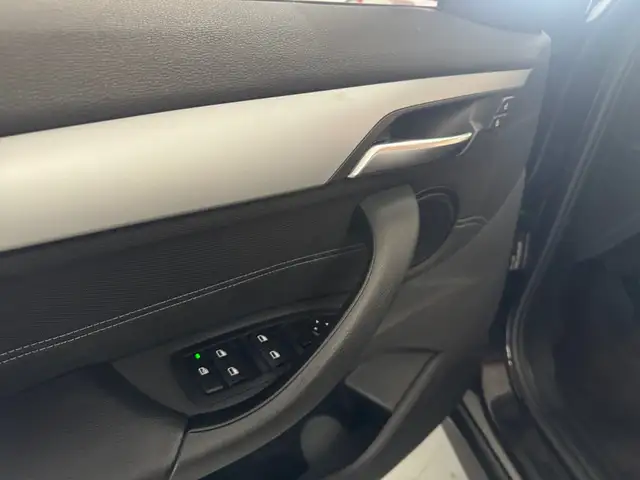 BMW X1 view 9