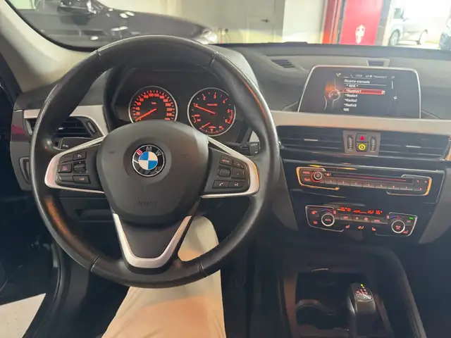 BMW X1 view 13