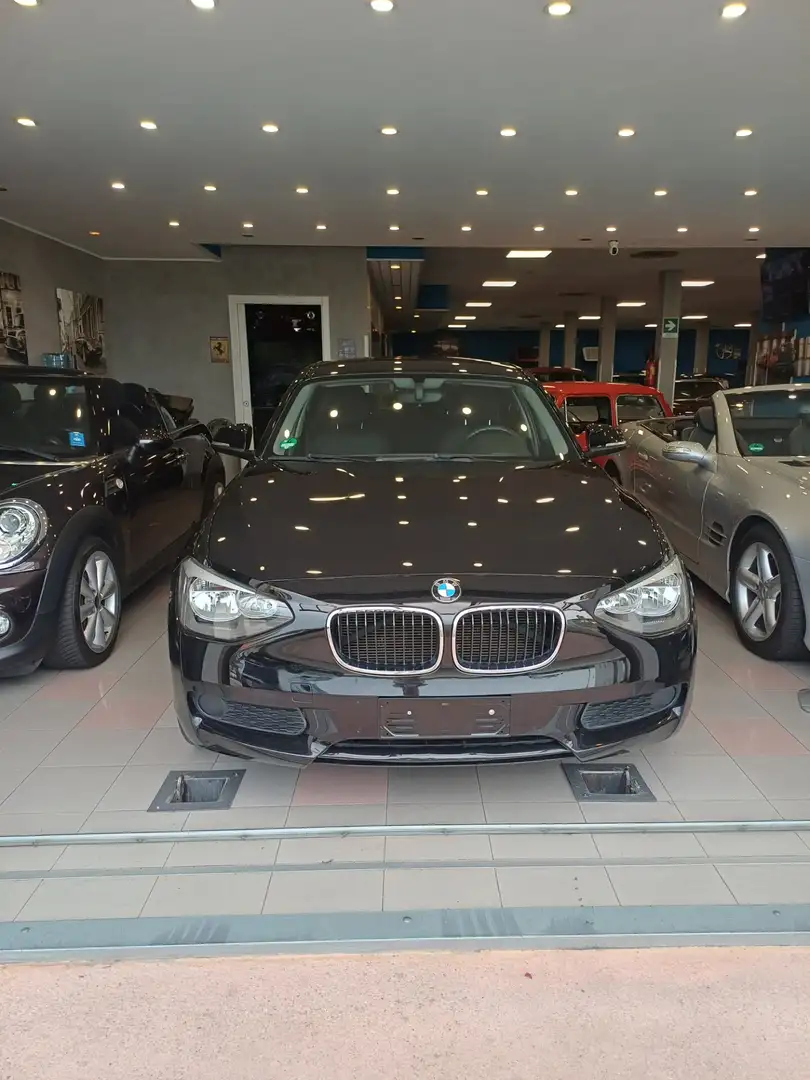 BMW 114 114i 5p. Unique Nero - 1
