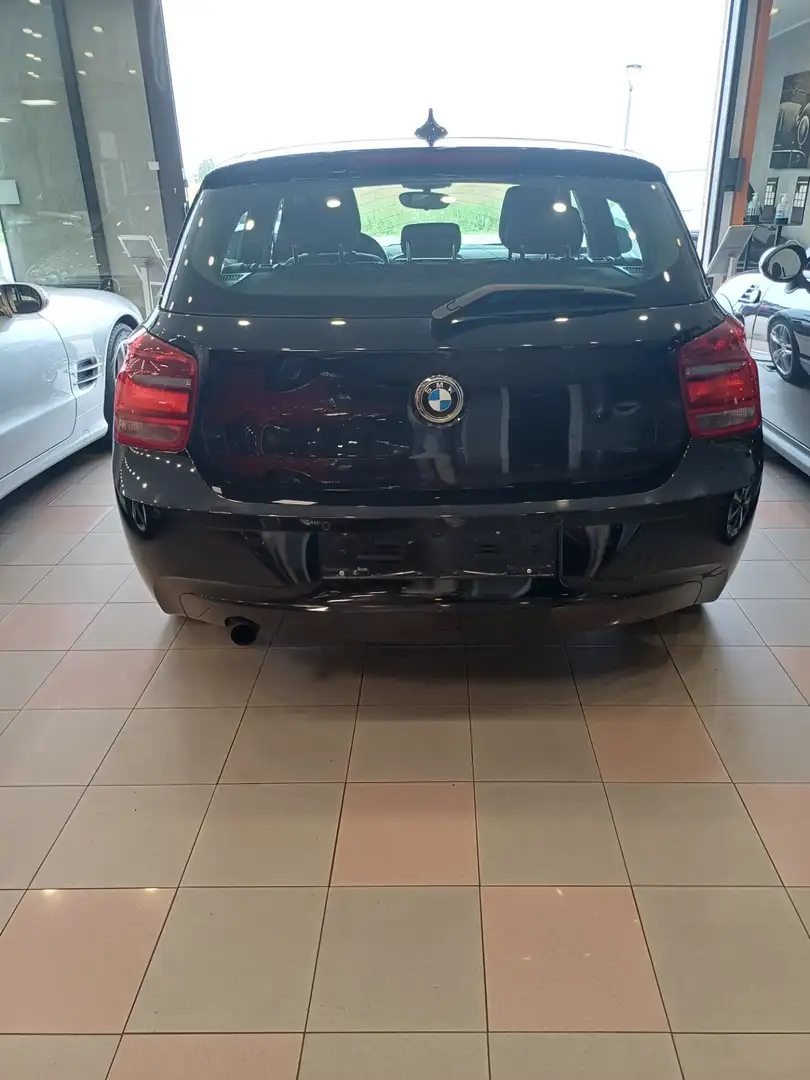 BMW 114 114i 5p. Unique Nero - 2