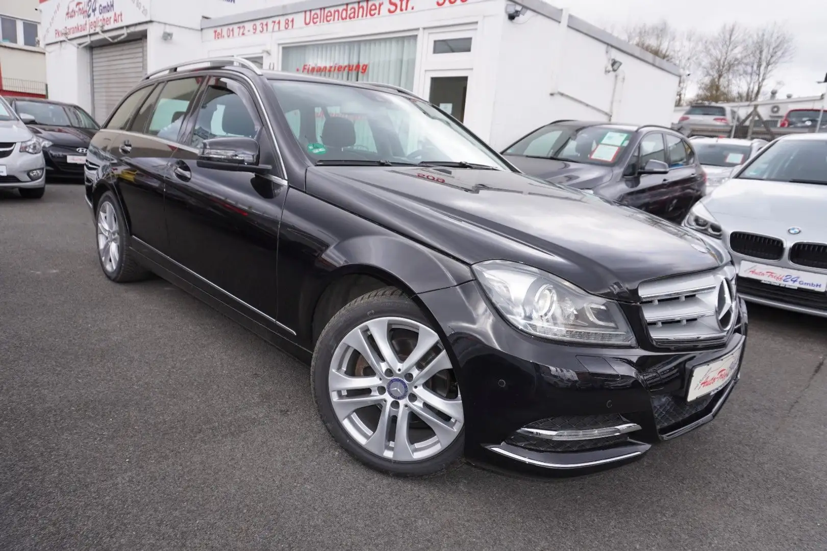 Mercedes-Benz C 180 T CGI Avantgarde*Bi-Xenon*Navi*Teilleder* Nero - 1