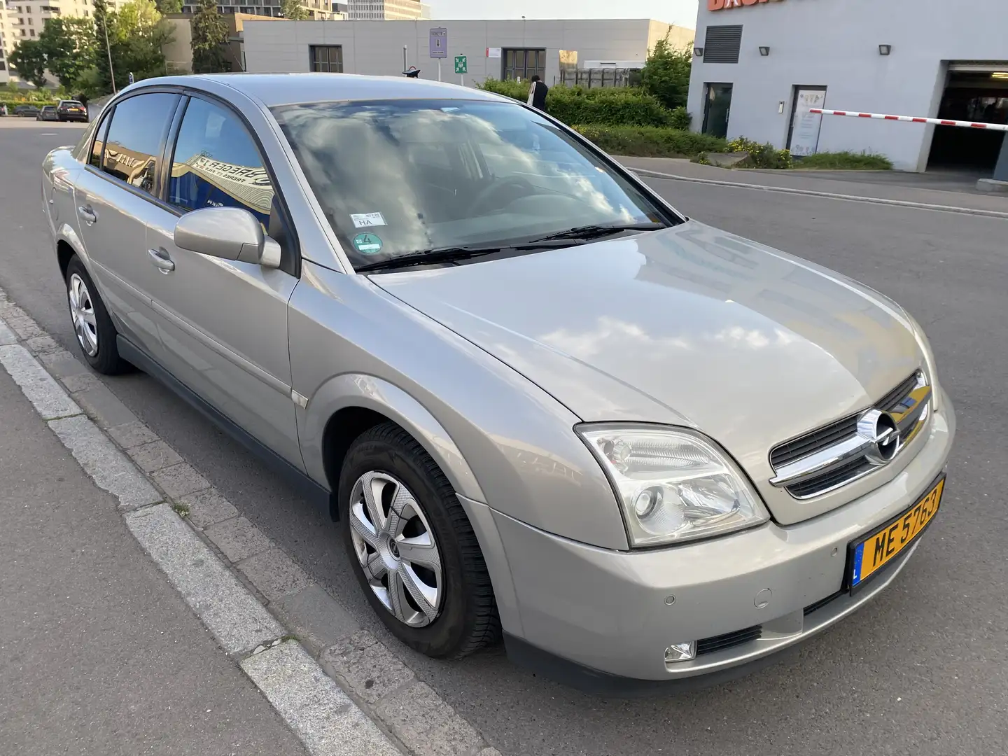 Opel Vectra 1.6 - 2