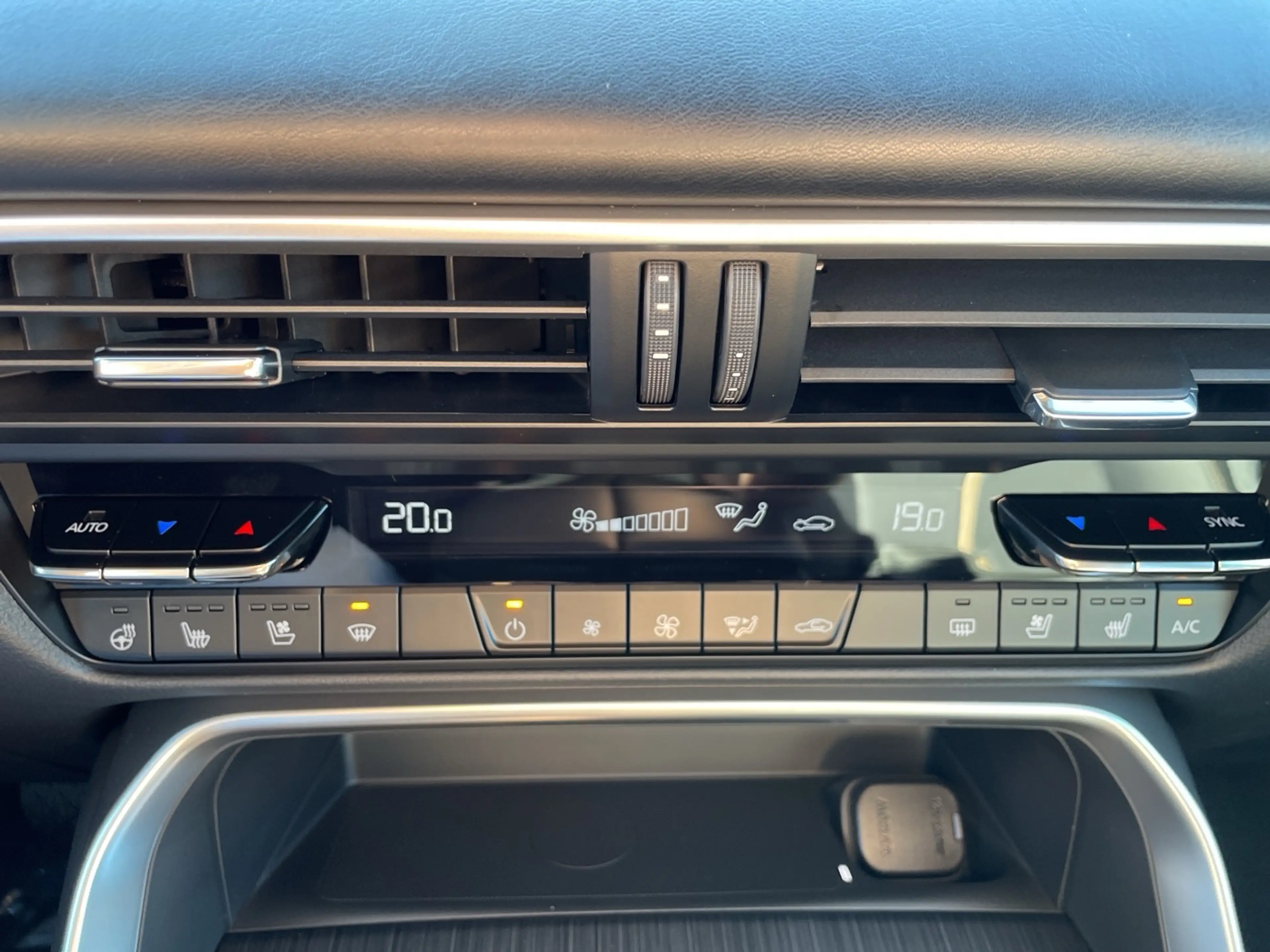 Mazda CX-60 2.5L e-SKYACTIV PHEV 327ps Homura COSO — photo 14