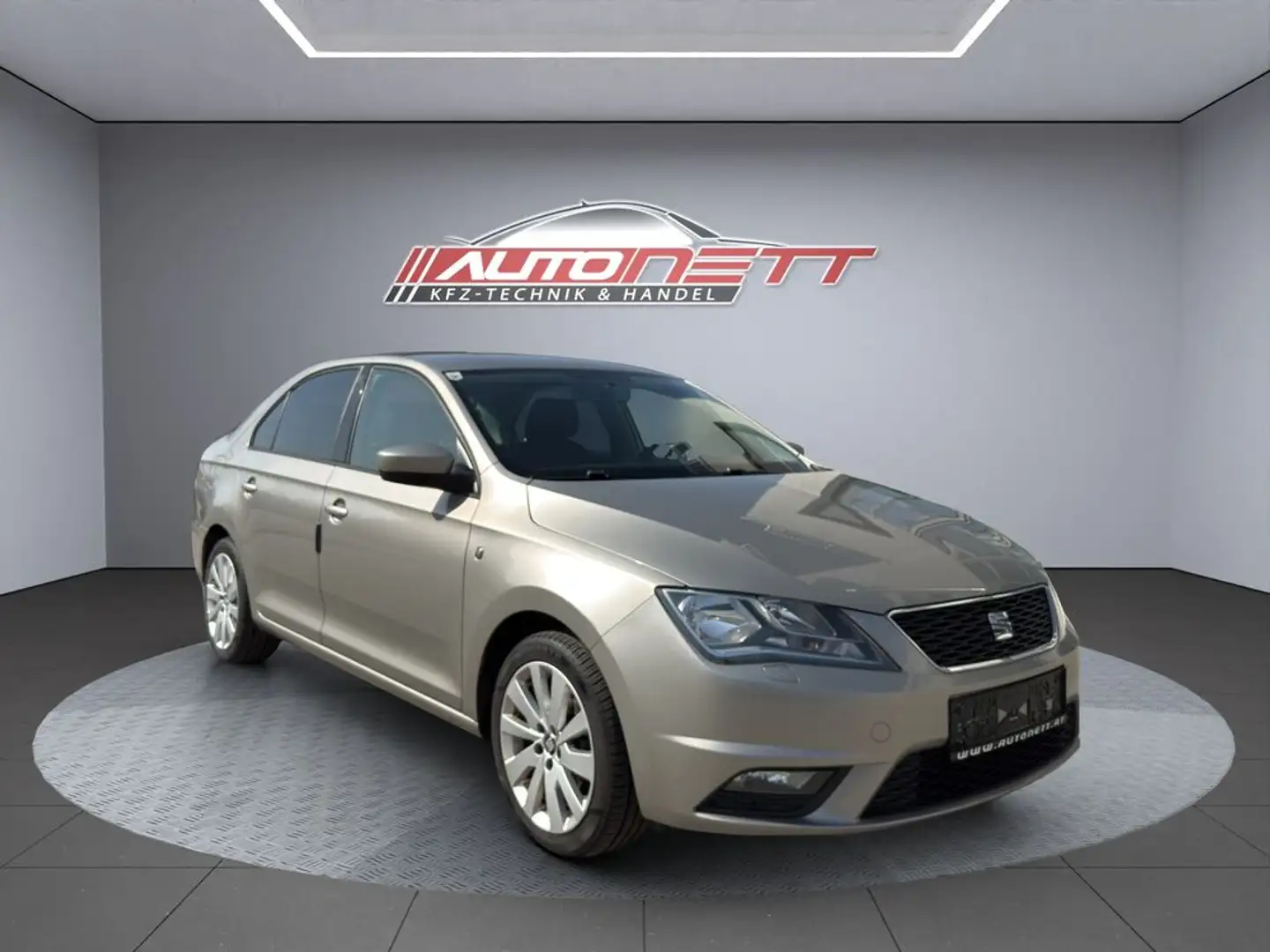 SEAT Toledo Style Beige - 1