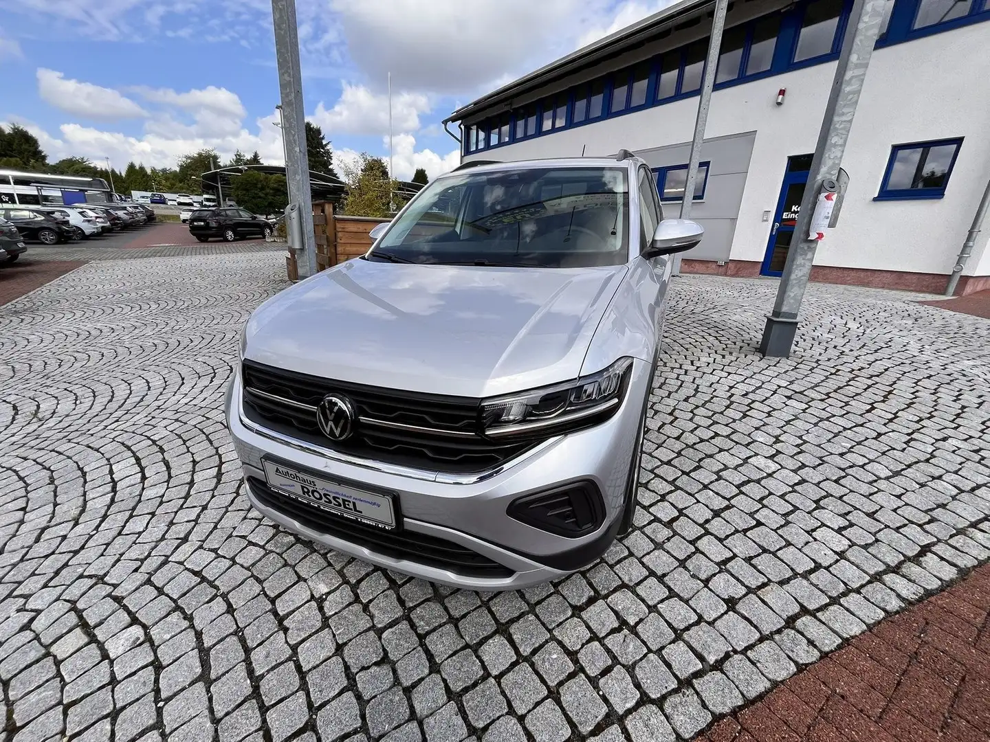 Volkswagen T-Cross 1.0TSI DSG Edition 4All LED 17"Alu Silber - 1