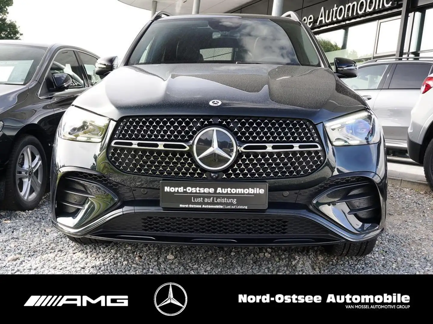 Mercedes-Benz GLE 450 d 4MATIC DISTRO MULTIBEAM PANO AHK HUD Grün - 2