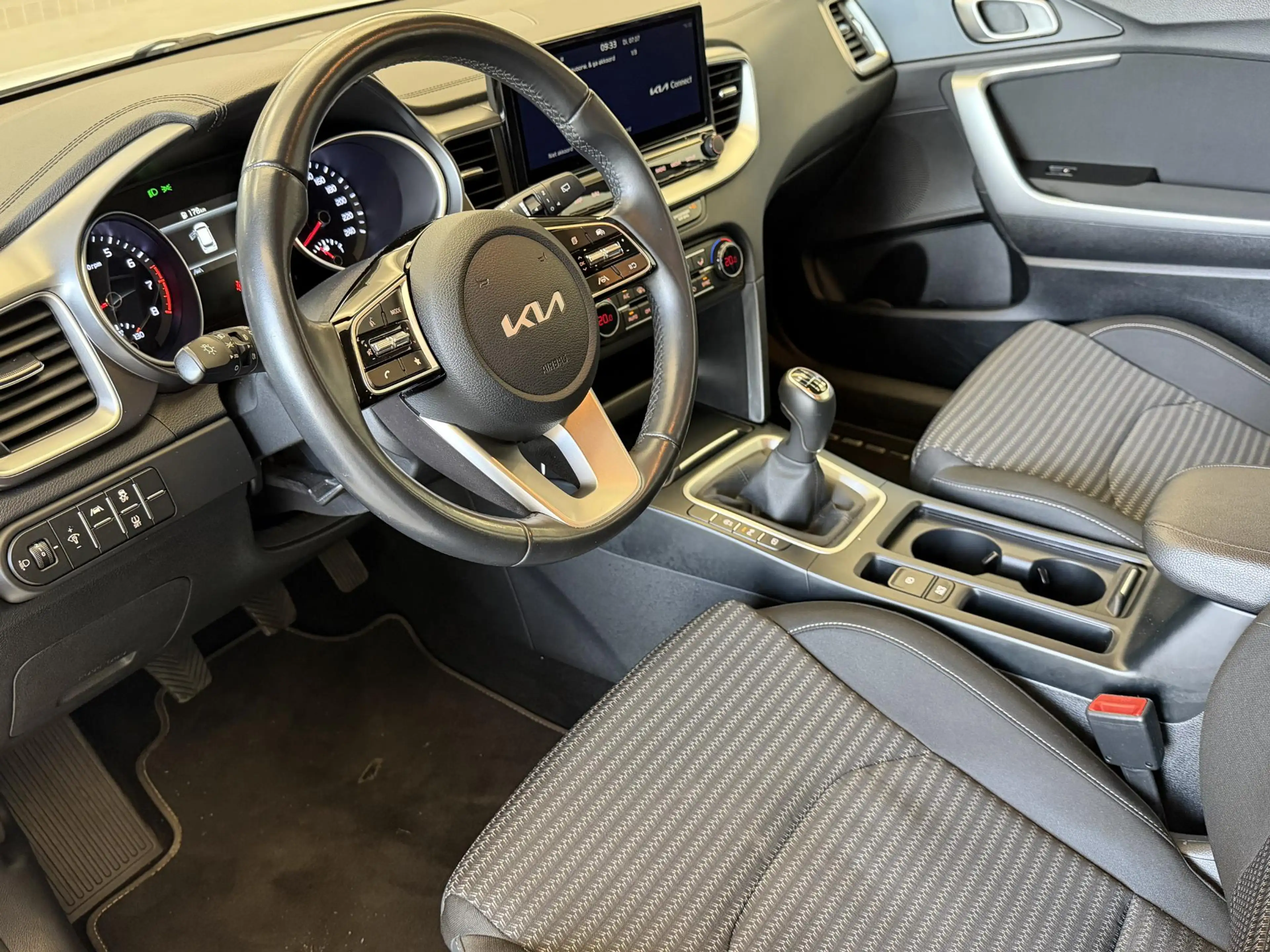 Kia Ceed SW / cee'd SW Sportswagon 1.5 T-GDi DynamicLine | 160Pk | NL Aut — photo 10